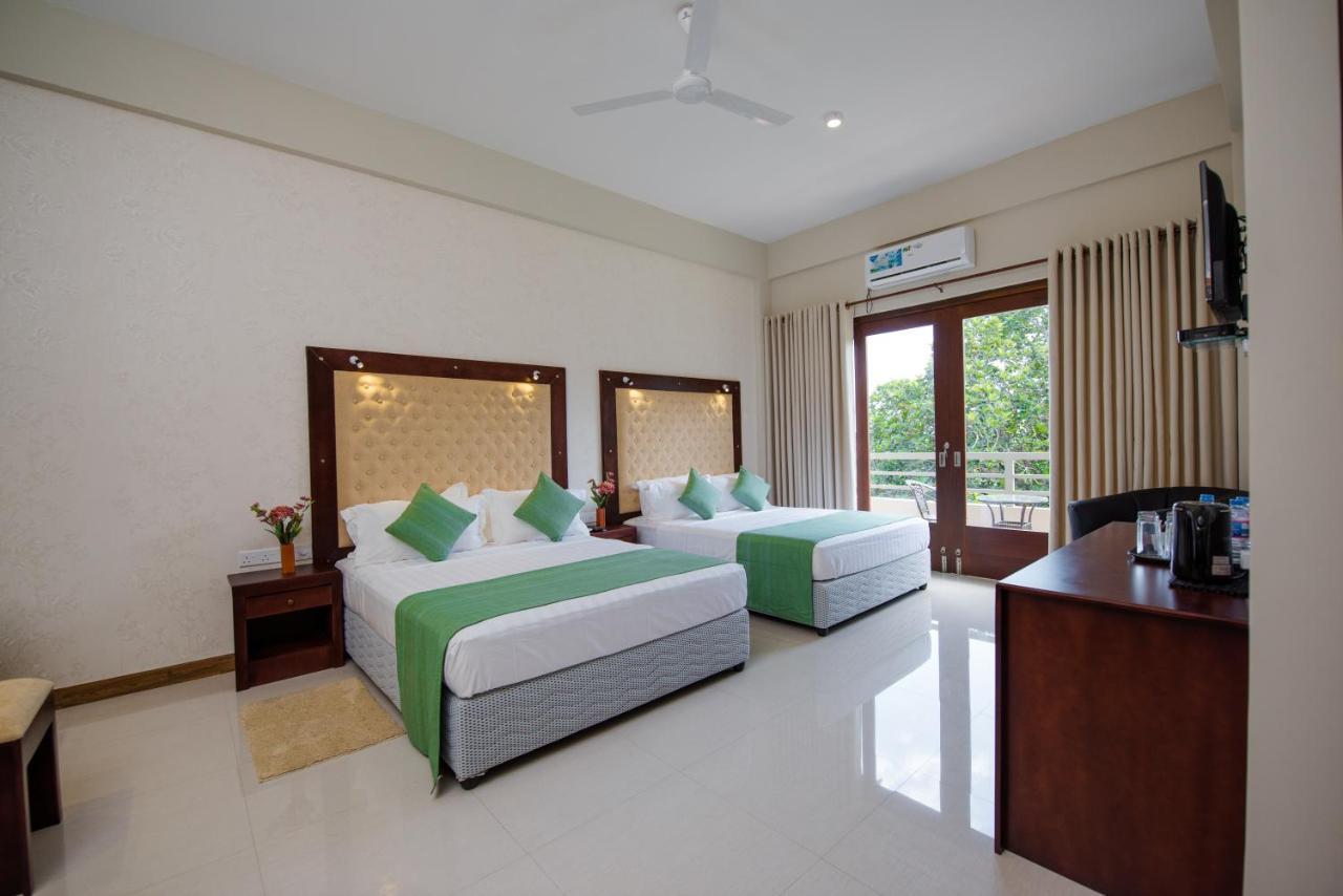 Mount Rich Rumassala Hotel Unawatuna Luaran gambar