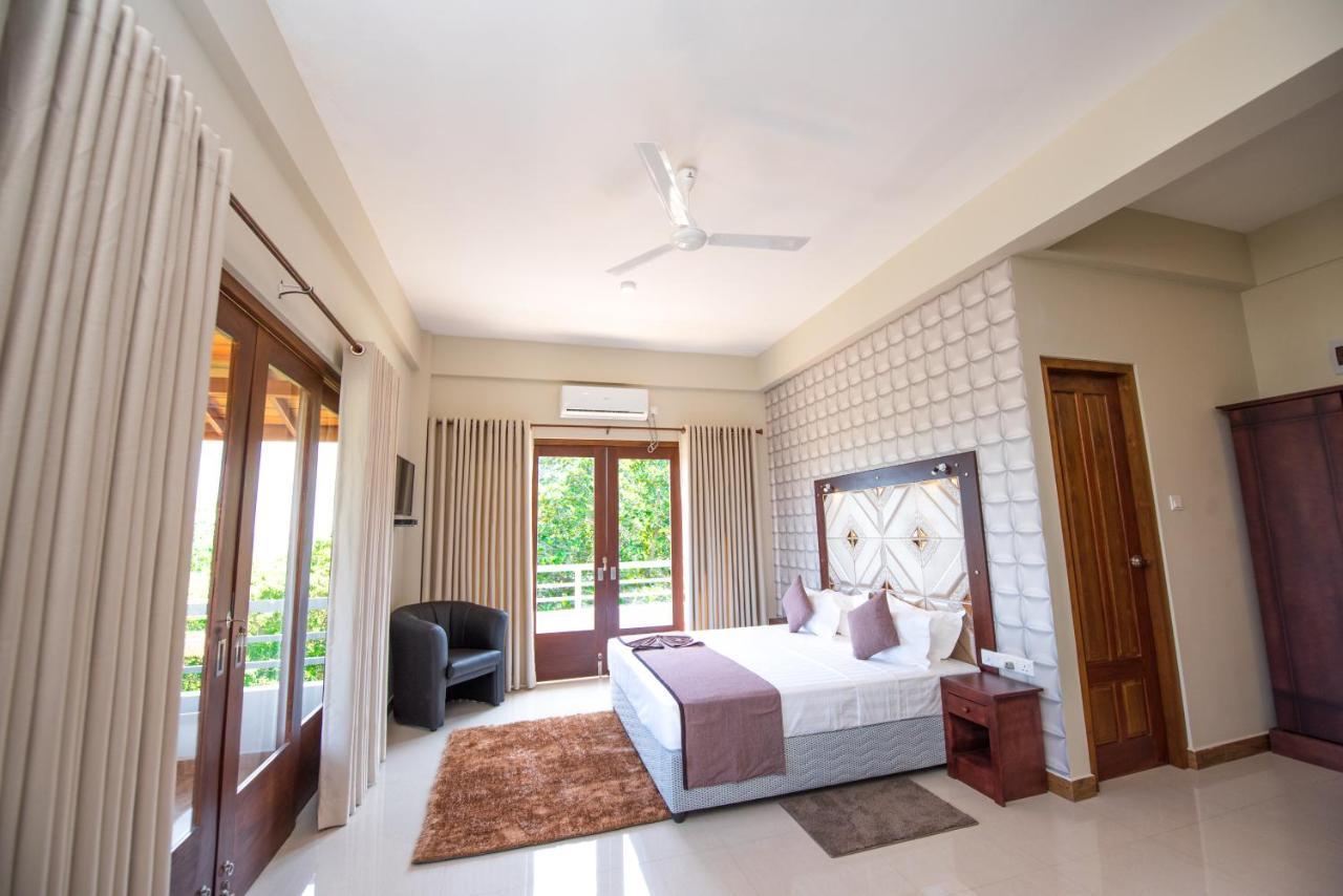 Mount Rich Rumassala Hotel Unawatuna Luaran gambar