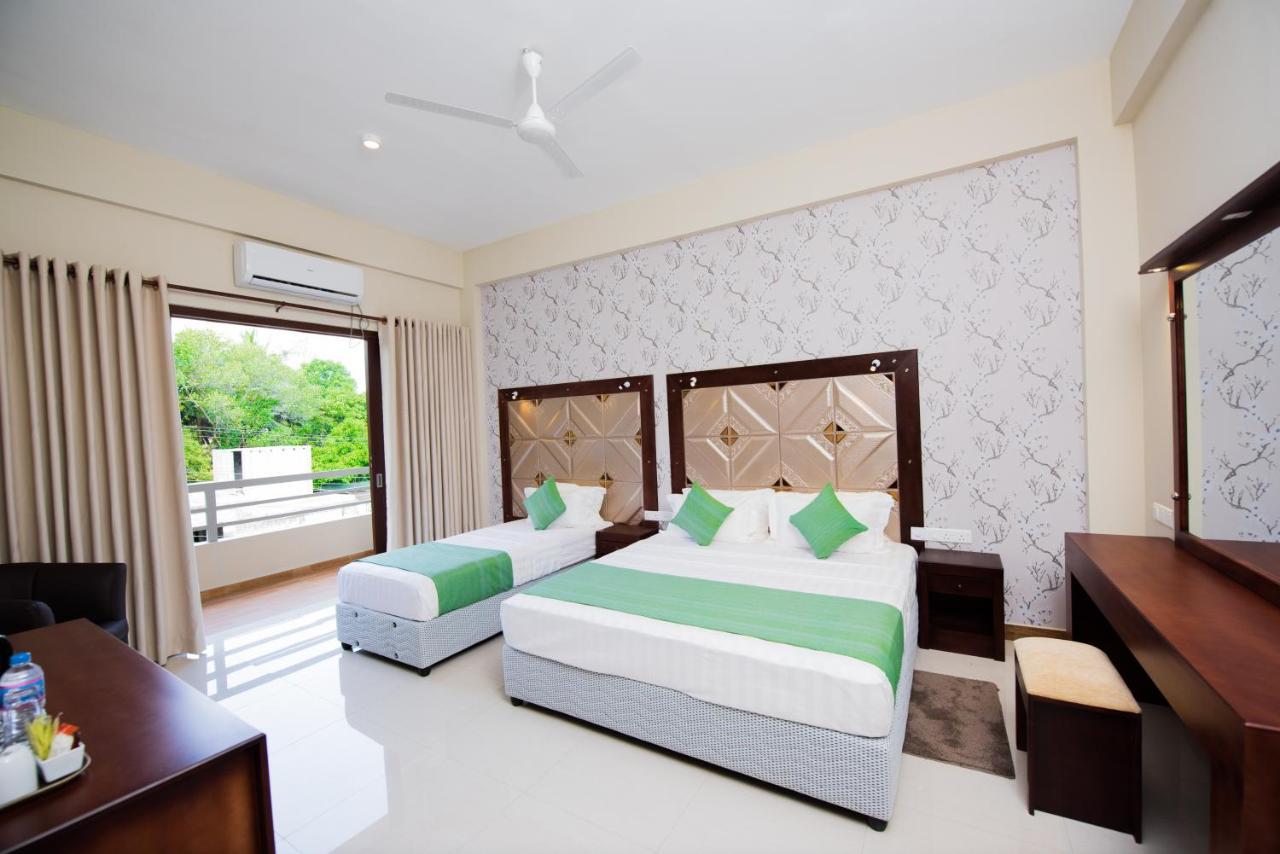 Mount Rich Rumassala Hotel Unawatuna Luaran gambar