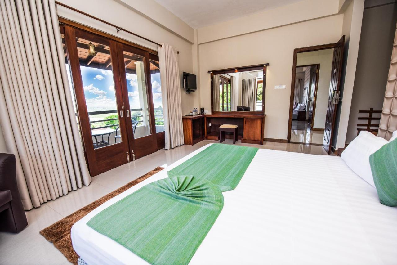 Mount Rich Rumassala Hotel Unawatuna Luaran gambar